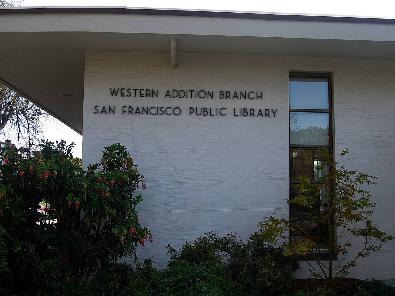 Photo of Western Addition Branch Library
