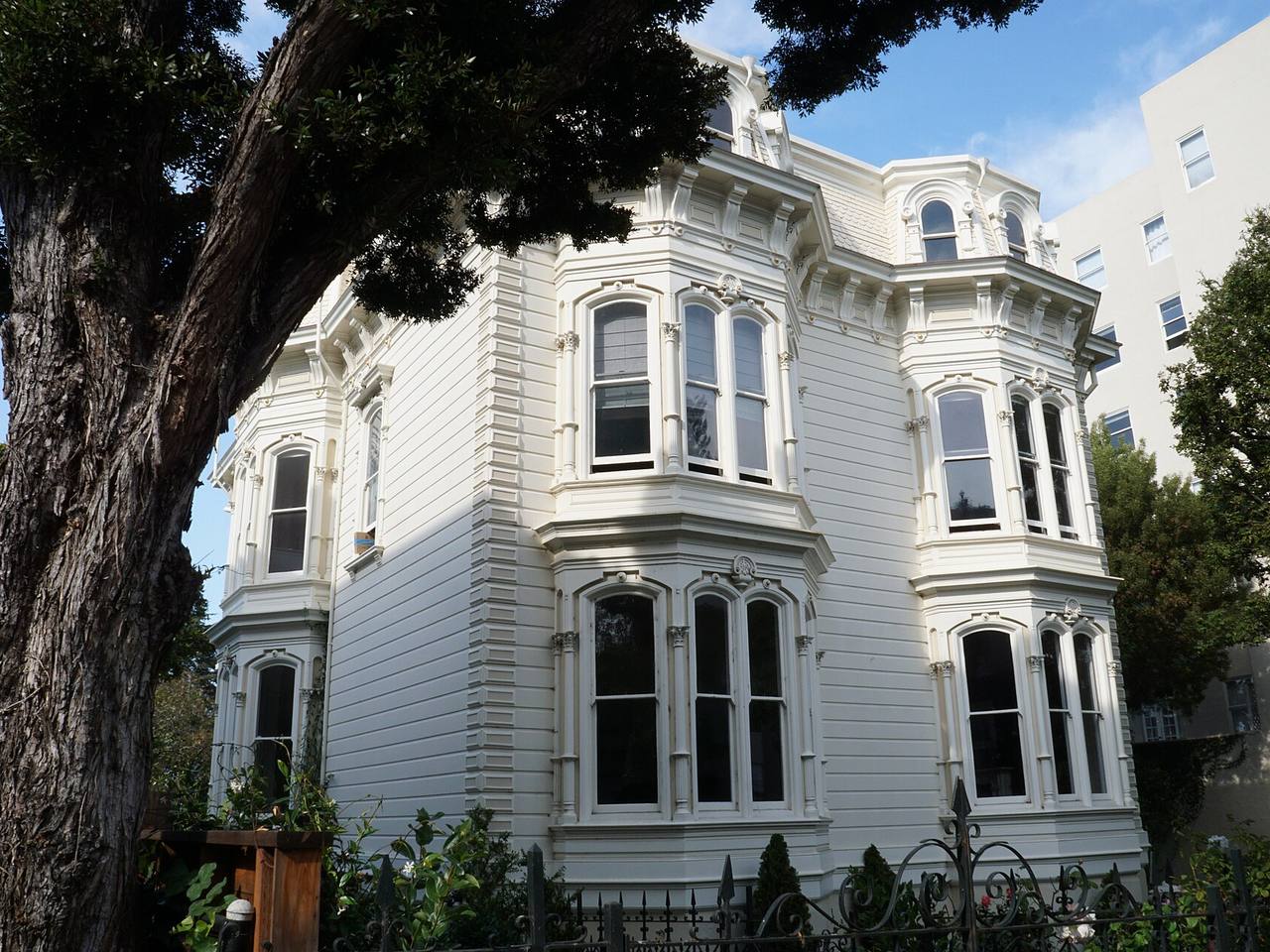 Photo of Burr House